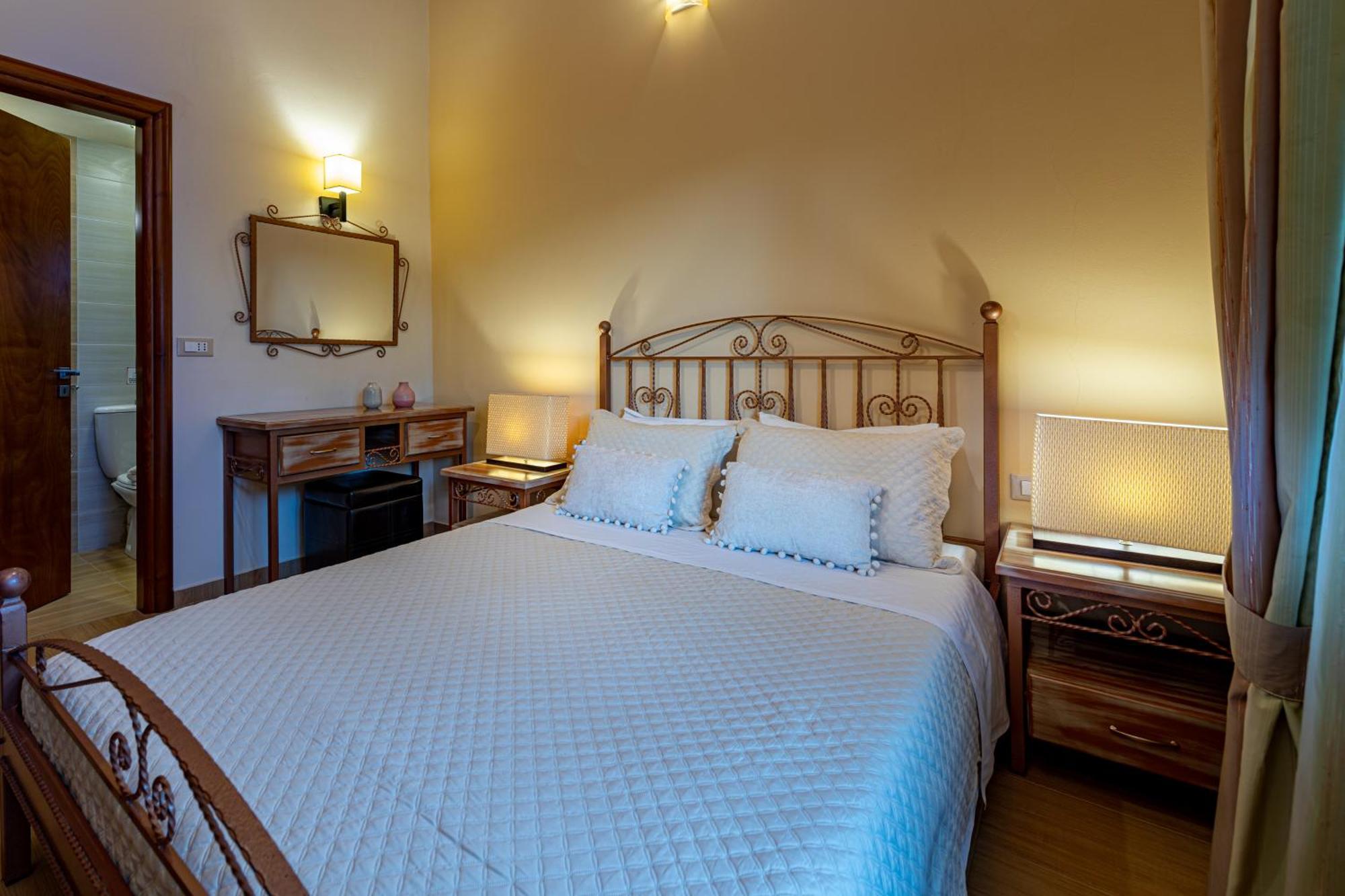 Kymaros Villas Keri Pokoj fotografie