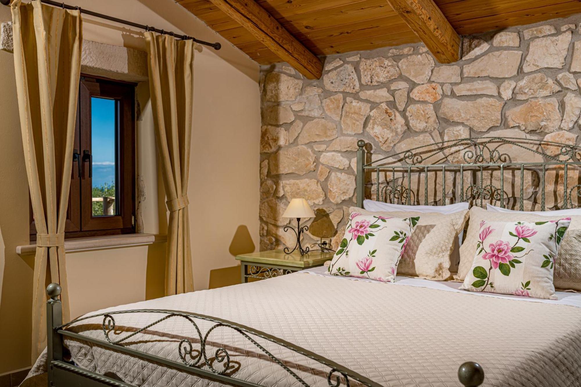 Kymaros Villas Keri Pokoj fotografie
